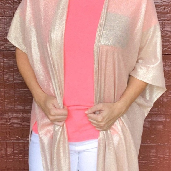 Shimmery Kimono with Tie - Picture 2 of 2